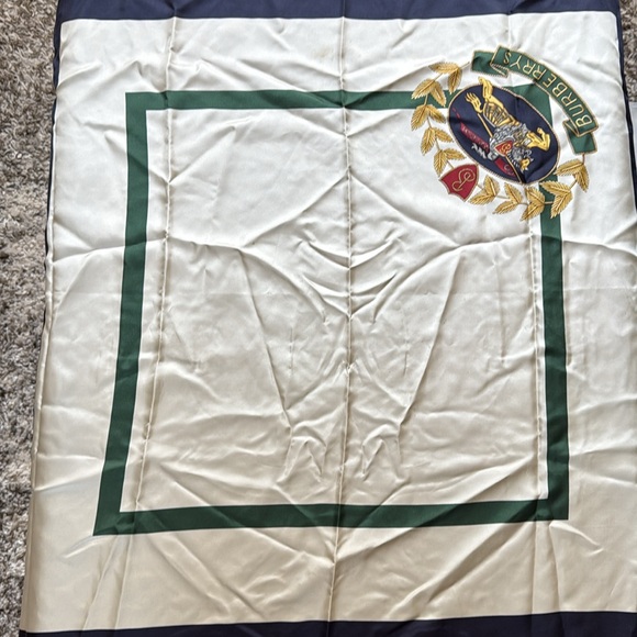 ✨REDUCED✨Burberry Vintage Silk Scarf - Picture 3 of 6